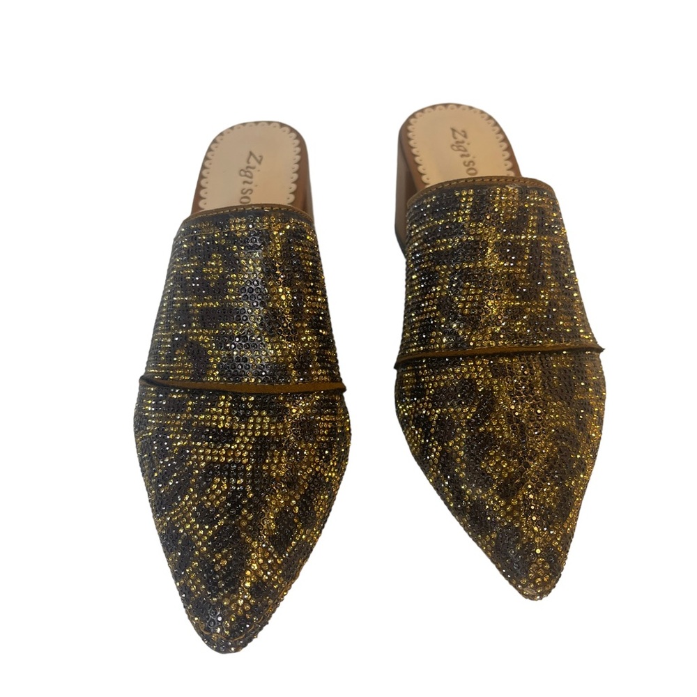 Zigi Soho "DEVORA" Leopard Sparkle Block Heels
Mule Shoes - Size 8.5